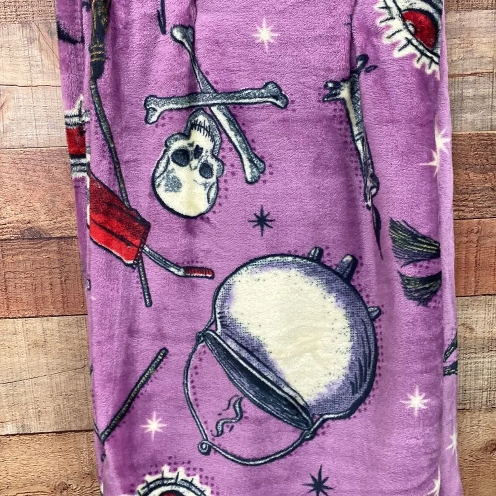 Disney Hocus Pocus Ultra Plush Throw Blanket NWT